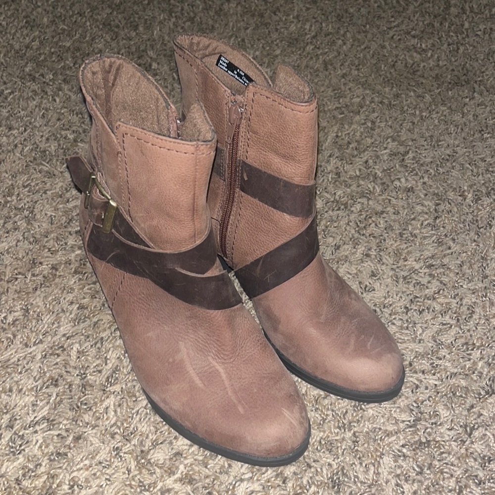 Clarks boots , 6.5, brown